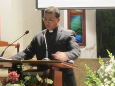 pastor nader preaching