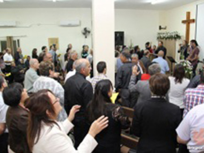worship service at the baptist church in eilabun